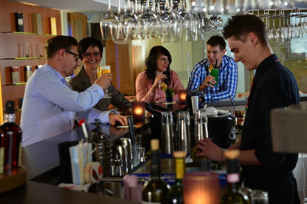 Kölpinsee Strandhotel Seerose מראה חיצוני תמונה